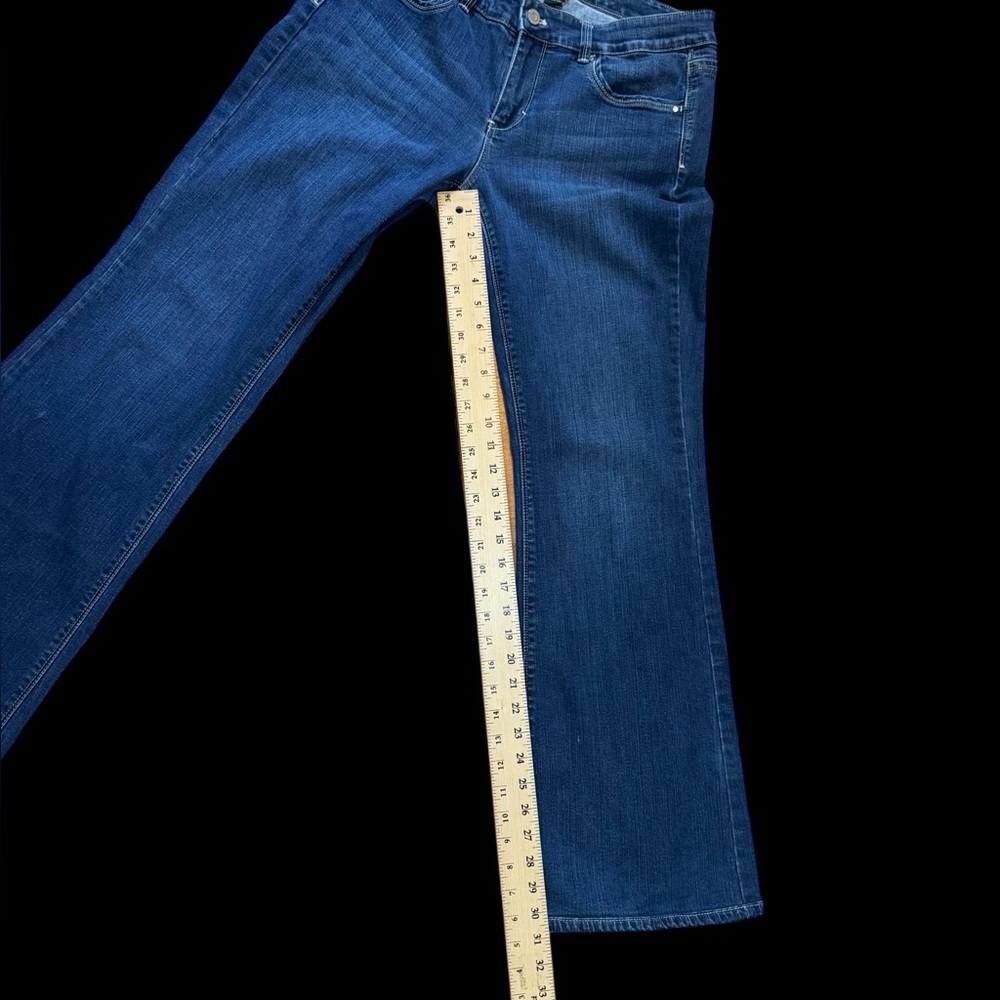 White House Black Market Jeans - Picture 9 of 9